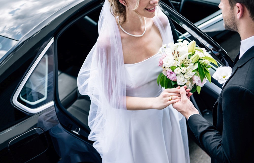 Why Every Seattle Bride and Groom Deserve a Wedding Limo?